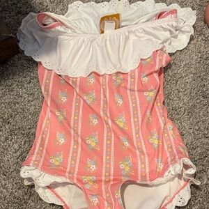 Beaufort Bonnet swim